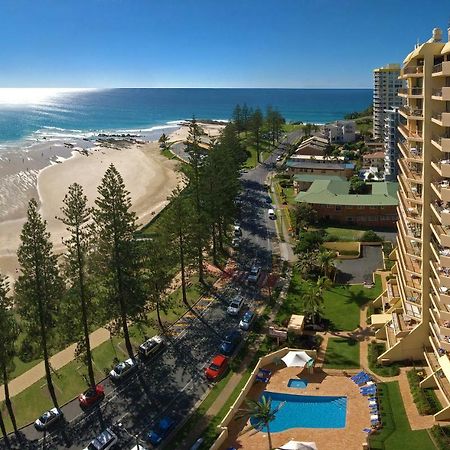גולד קוסט Columbia Beachfront Apartments On Rainbow Bay מראה חיצוני תמונה
