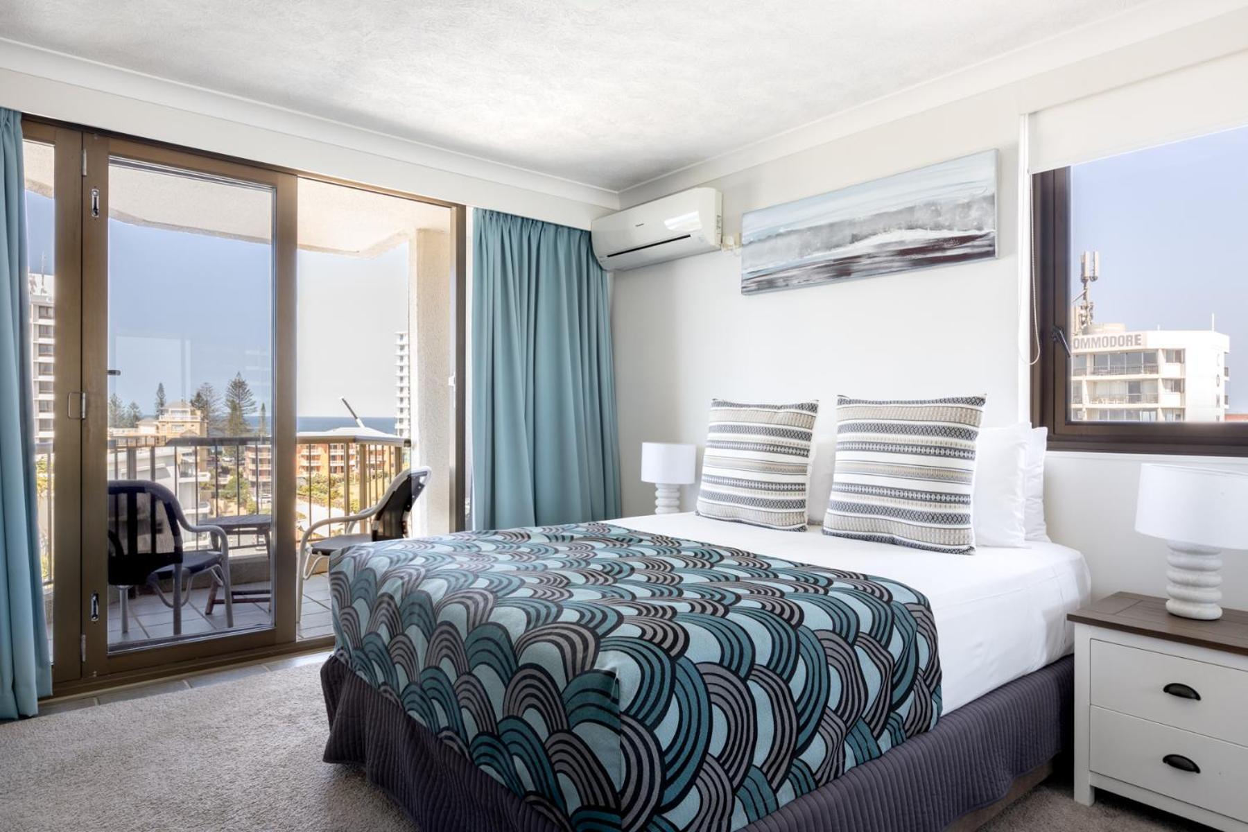 גולד קוסט Columbia Beachfront Apartments On Rainbow Bay מראה חיצוני תמונה