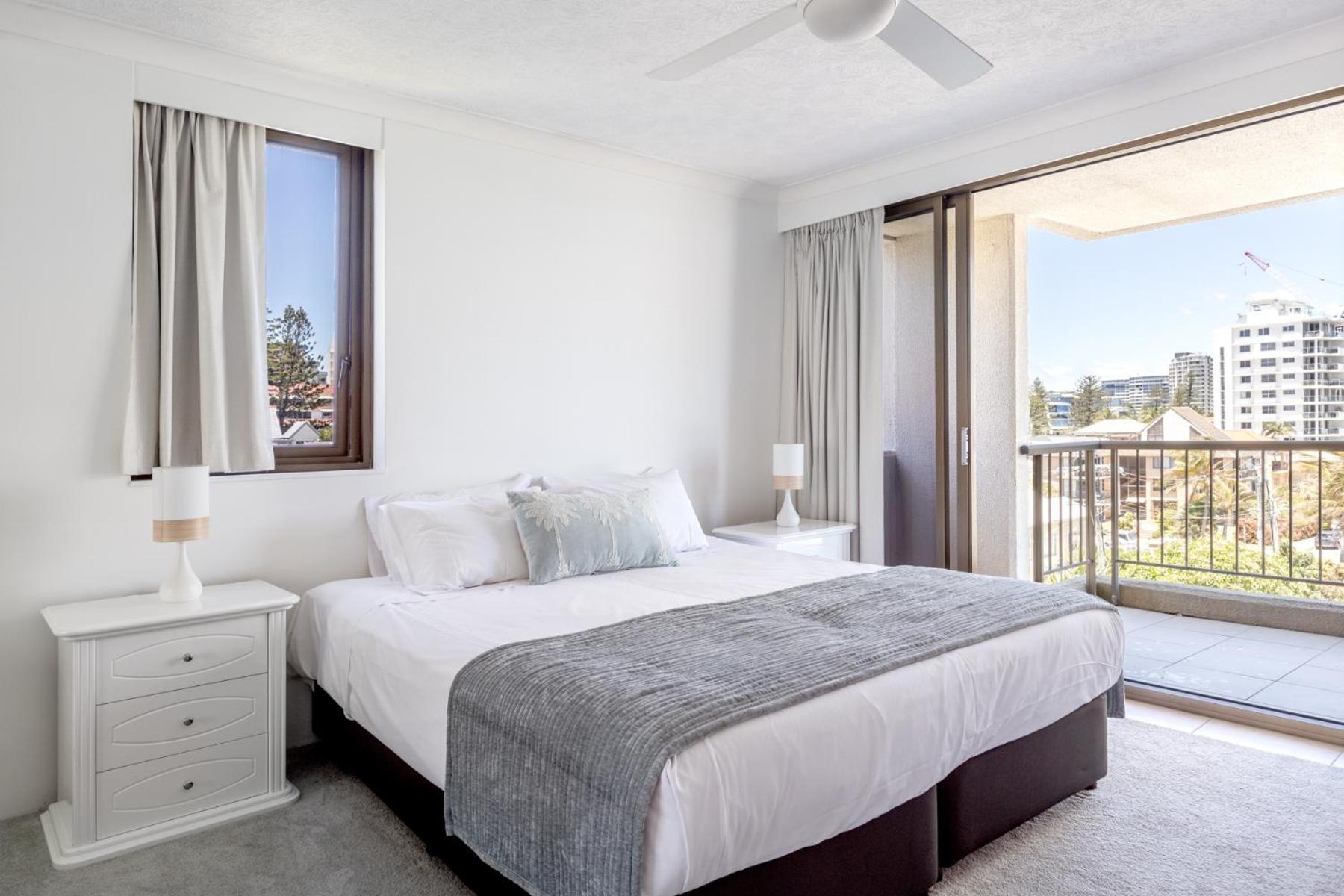 גולד קוסט Columbia Beachfront Apartments On Rainbow Bay מראה חיצוני תמונה
