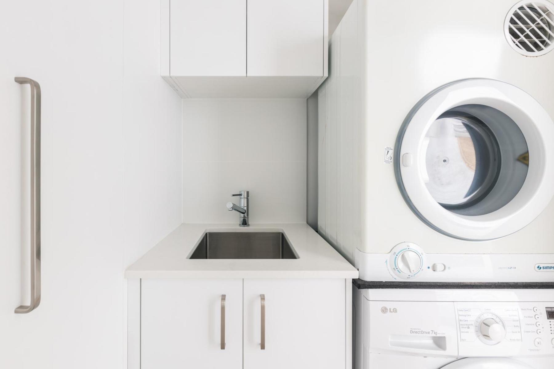 גולד קוסט Columbia Beachfront Apartments On Rainbow Bay מראה חיצוני תמונה