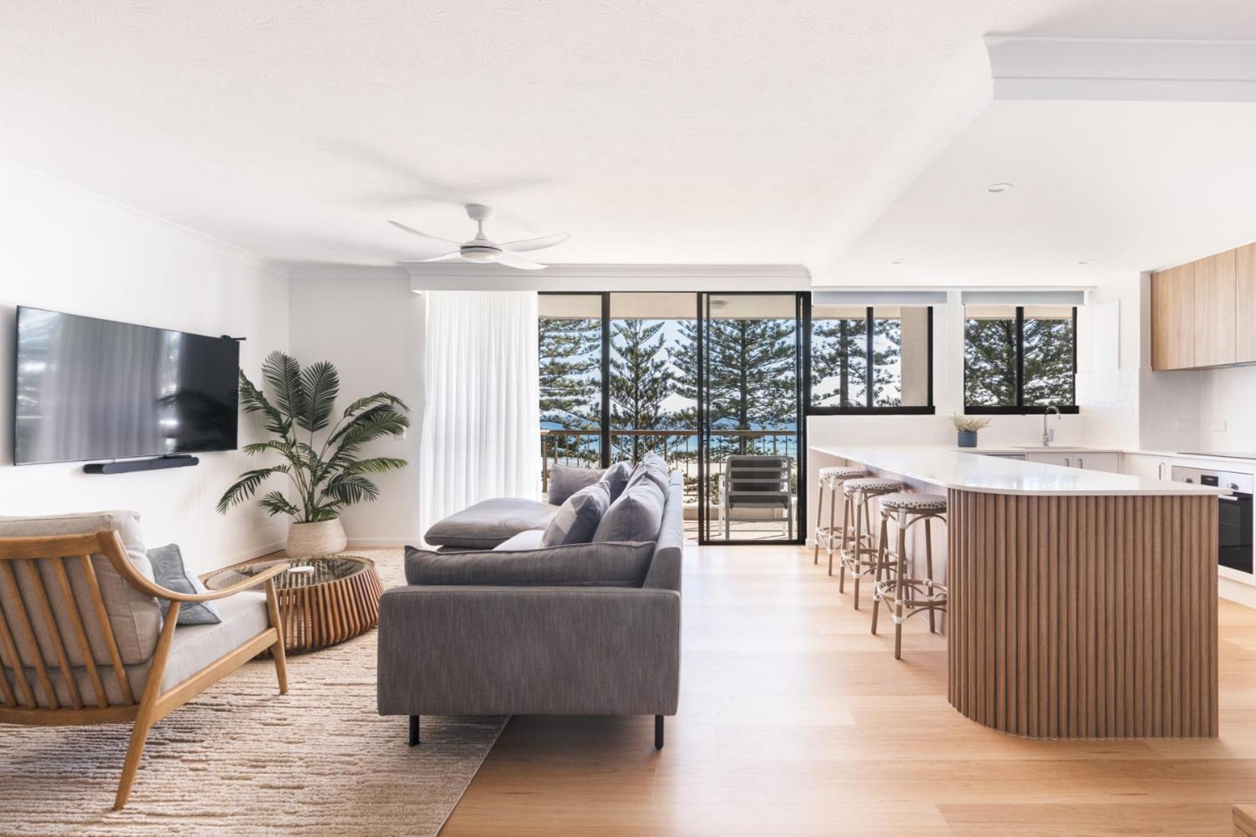 גולד קוסט Columbia Beachfront Apartments On Rainbow Bay מראה חיצוני תמונה