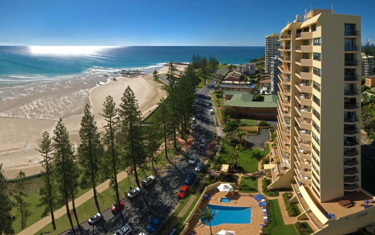 גולד קוסט Columbia Beachfront Apartments On Rainbow Bay מראה חיצוני תמונה